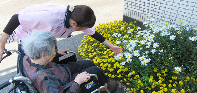 専門的な介護（認知症専門棟）